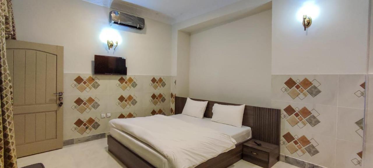 Swat Guest House Mingora Exterior foto